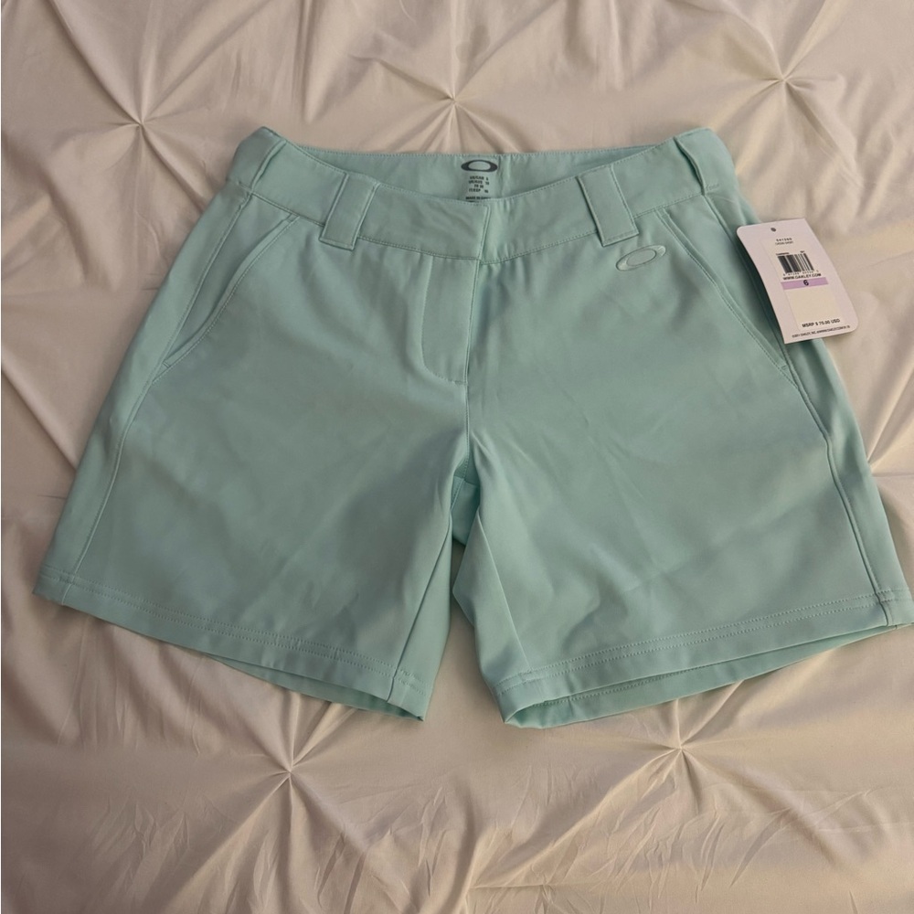 Oakley Cassis Shorts Size 6 NWT